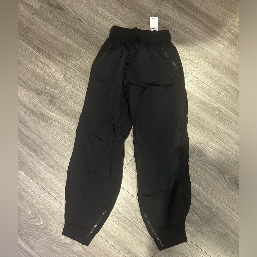 Abercrombie and Fitch YPB joggers. Size XS NWT